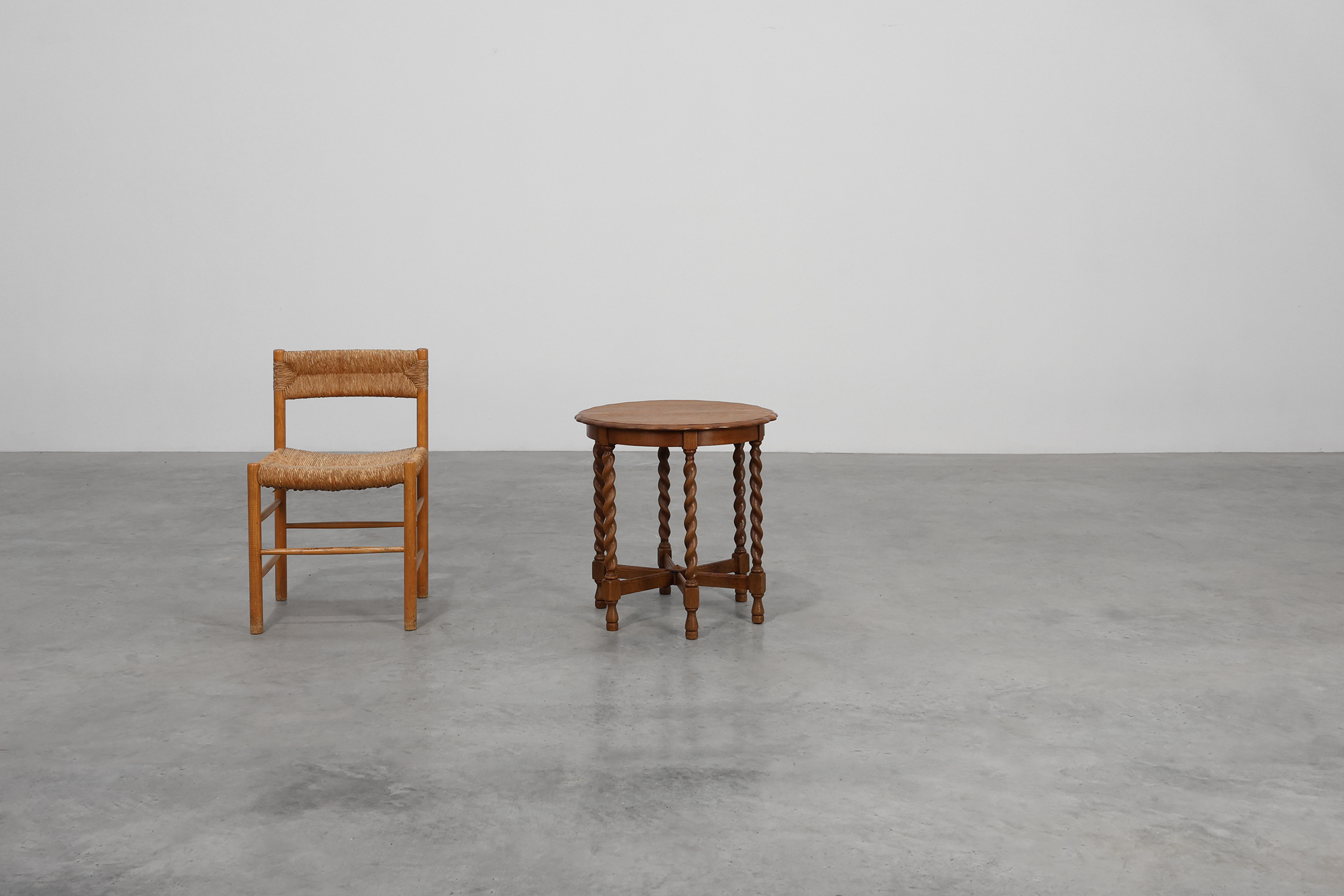 Solid Oak Carved Side Table with Barley-twist legs, France ca. 1890thumbnail